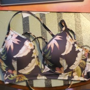 Strappy bikini top 36C